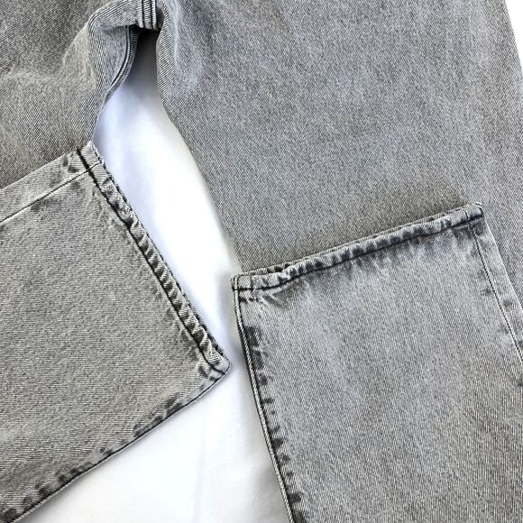New Mens Levi’s 501 Button Fly Gray Wash Jeans Sz 34x29 NWT Irregular - Picture 7 of 10